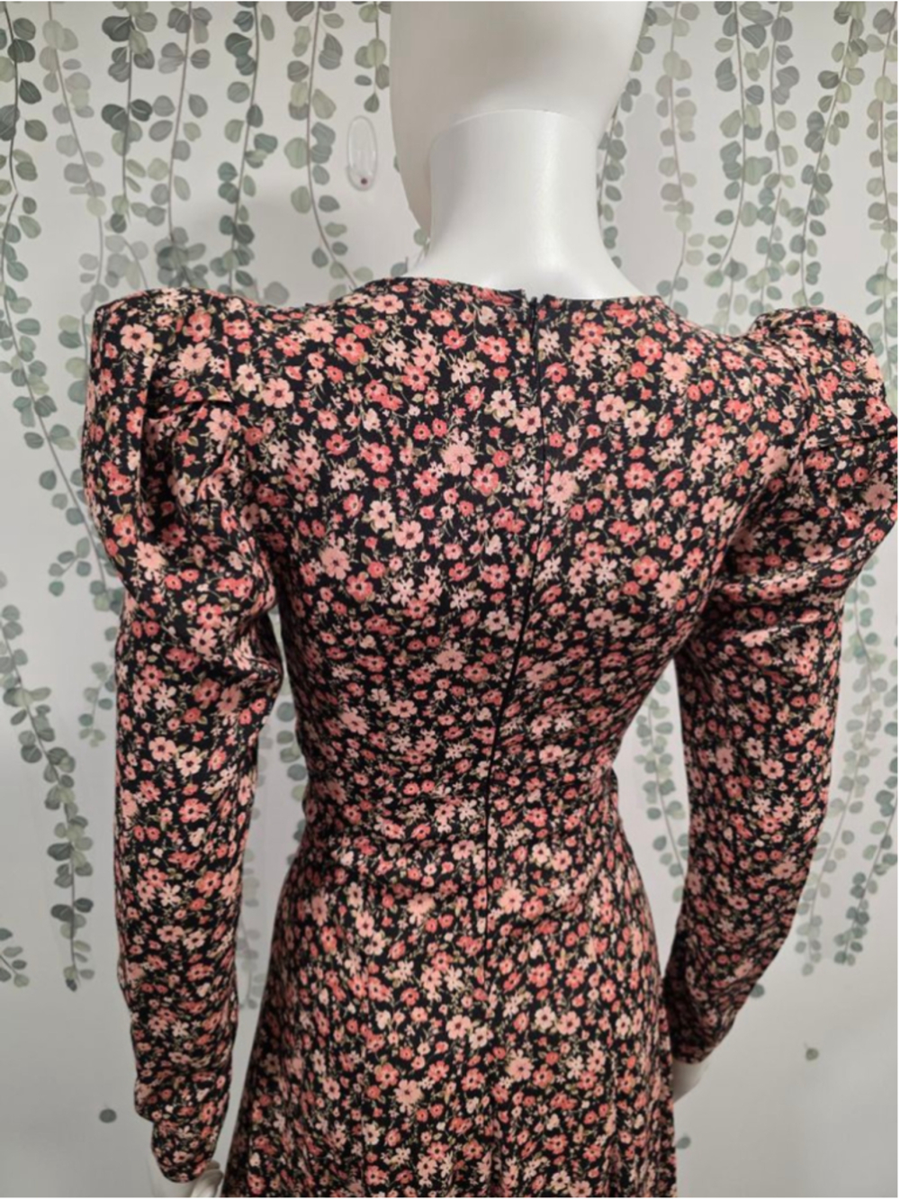 ASTR The Label Floral Midi Dress XS Black Pink Puff Sleeve V Neck Slit NWOT - Picture 8 of 13